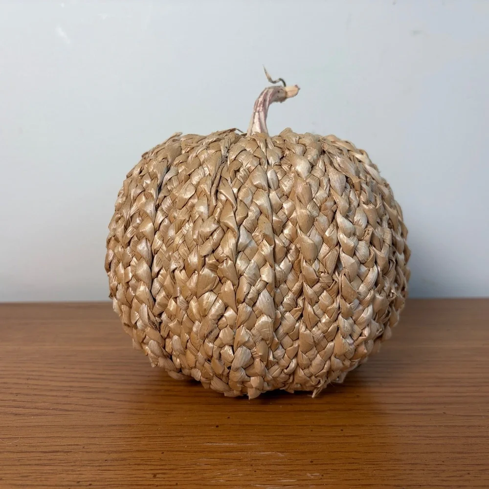 Woven Straw Pumpkin Fall Decor Natural Fiber Rustic Autumn Harvest